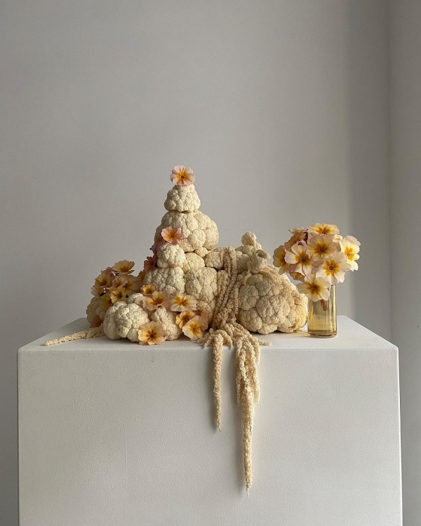 Trend: Set Design with Vegatables