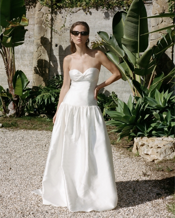 Bridal Trend: Strapless Wedding Dresses