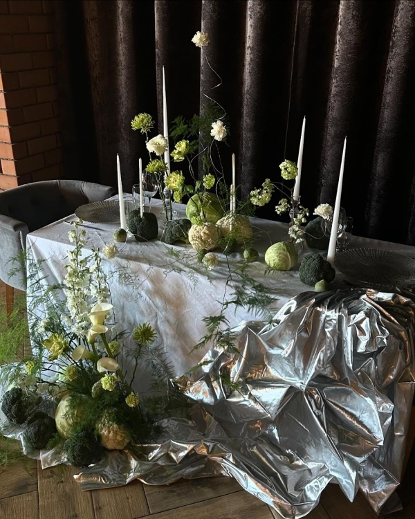 Trend: Set Design with Vegatables