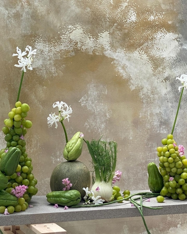 Trend: Set Design with Vegatables