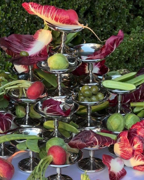 Trend: Set Design with Vegatables