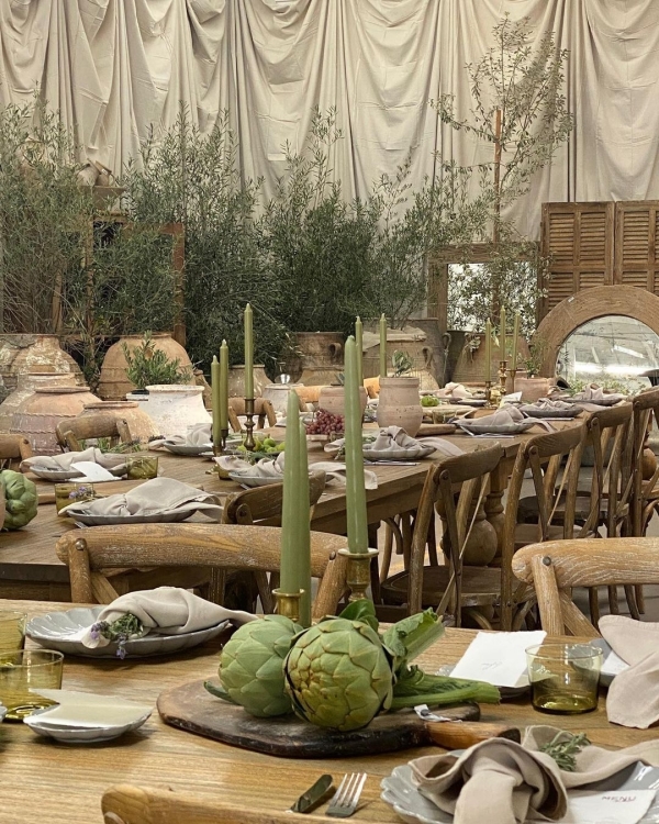 Trend: Set Design with Vegatables