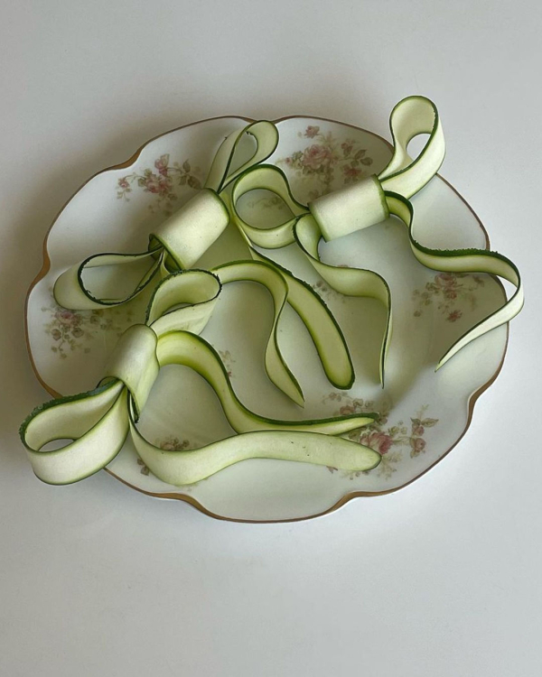 Trend: Set Design with Vegatables