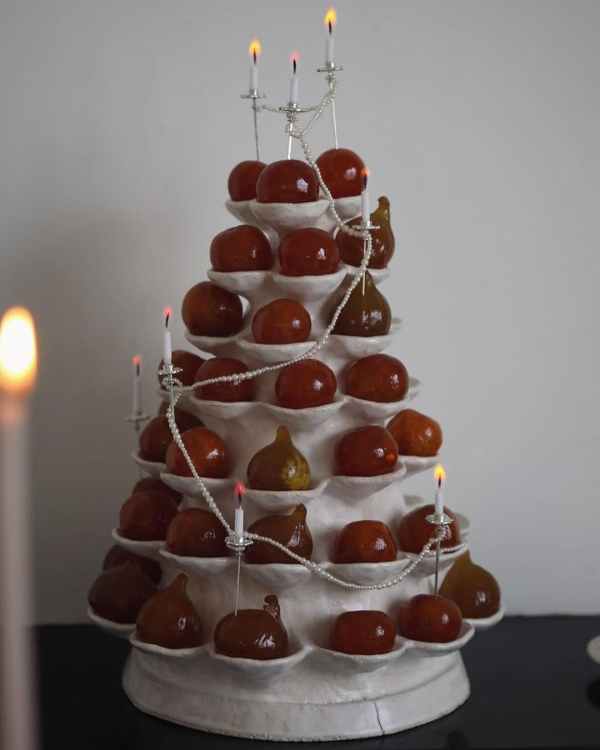 Trend: Croquembouche-Style Wedding Desserts