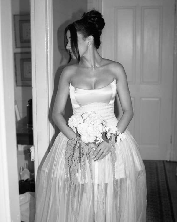 A Beautiful Wedding with Traditional Elements and Elegant Decor