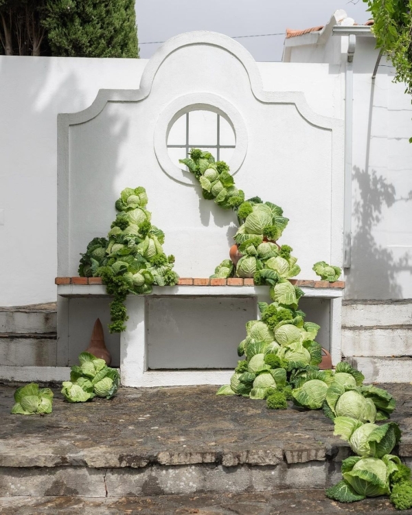 Trend: Set Design with Vegatables