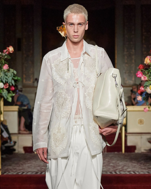 Gender-Neutral Wedding Outfit Ideas