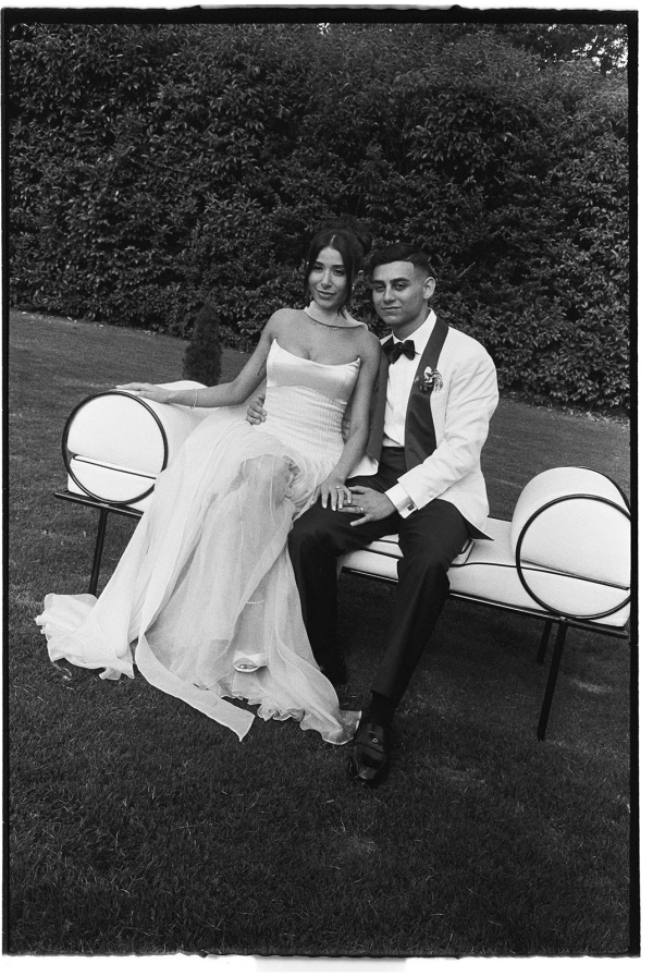 A Beautiful Wedding with Traditional Elements and Elegant Decor