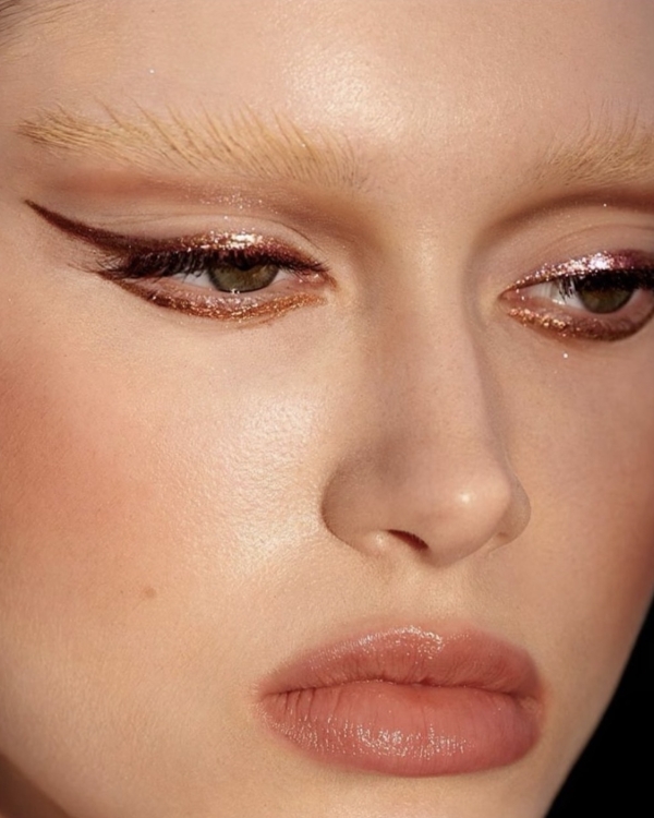 Makeup Inspiration: Non-White Eyeliner Trend