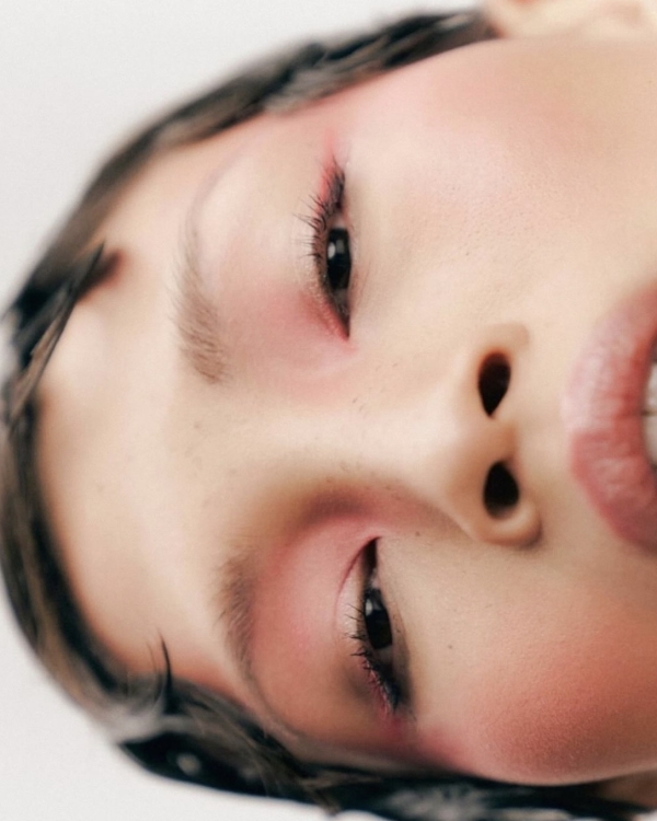 Makeup Inspiration: Non-White Eyeliner Trend