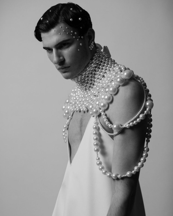 Gender-Neutral Wedding Outfit Ideas