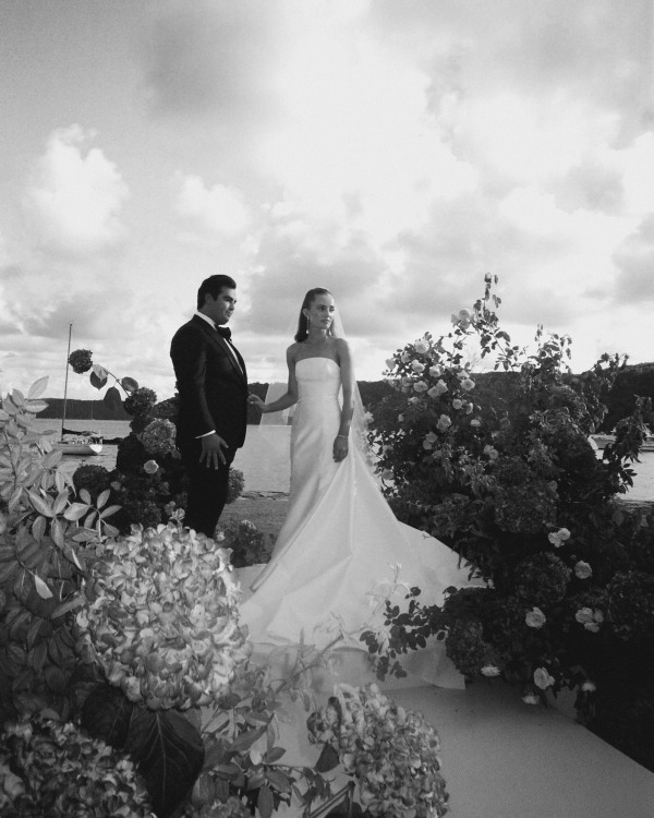 A Blooming Vintage-Inspired Wedding on Palm Beach’s Waterfront