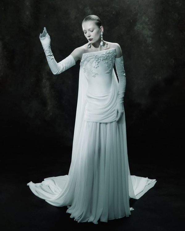 The Best Bridal Accessories for Every Wedding Dress Neckline