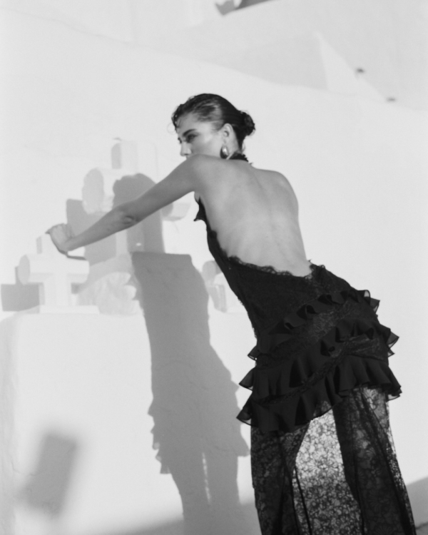 The Chicest Hairstyles for Every Wedding Guest & Bridesmaid Dress Silhouette and Neckline