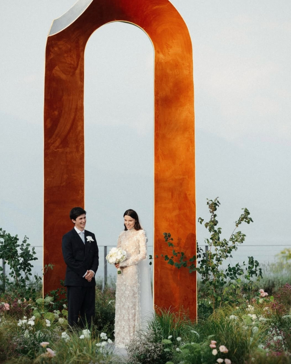 55 Creative Wedding Aisle & Altar Ideas for a Standout Ceremony