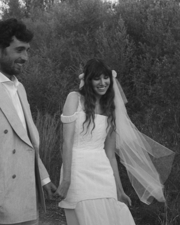 An Artistic Wedding Amongst a Breathtaking Quarry in Mallorca