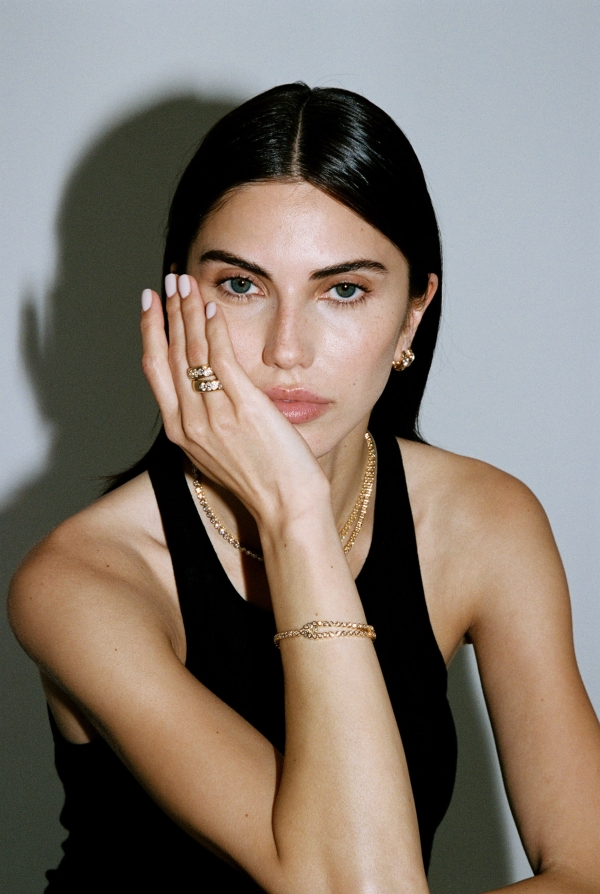 Fine Jewelry Uniform Object