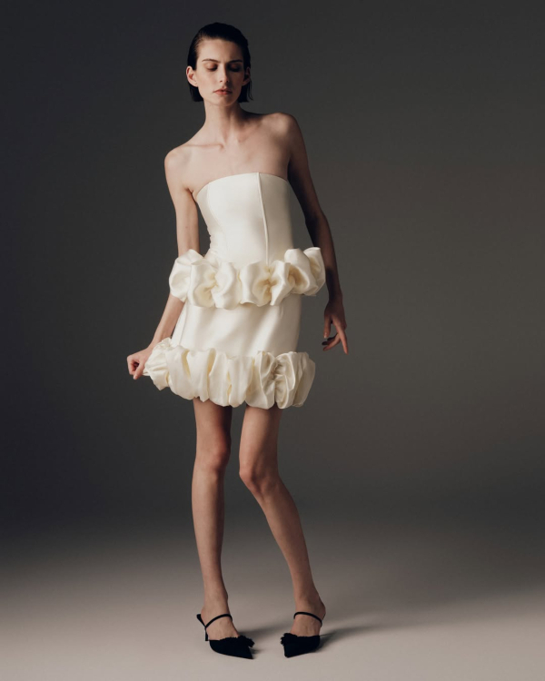 22 Chic Bridal Minis for a Second Look from the 2026 Collections