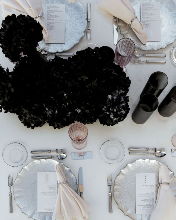 11 Wedding Day Timeline Mistakes Couples Make—According to Experts