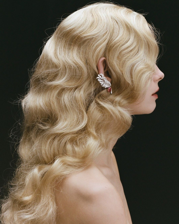 The Best Bridal Accessories for Every Wedding Dress Neckline