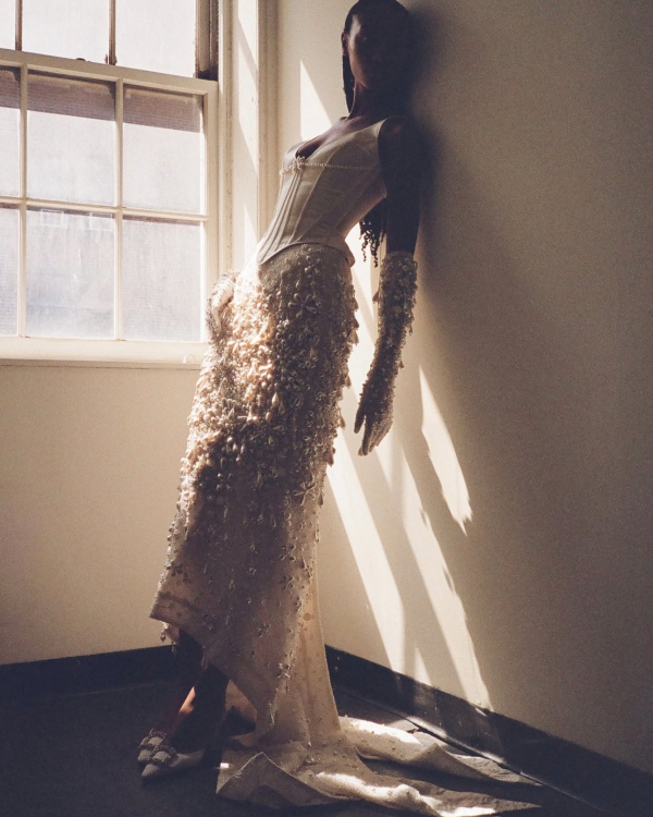 28 Basque Waist Wedding Dresses from the 2026 Bridal Collections