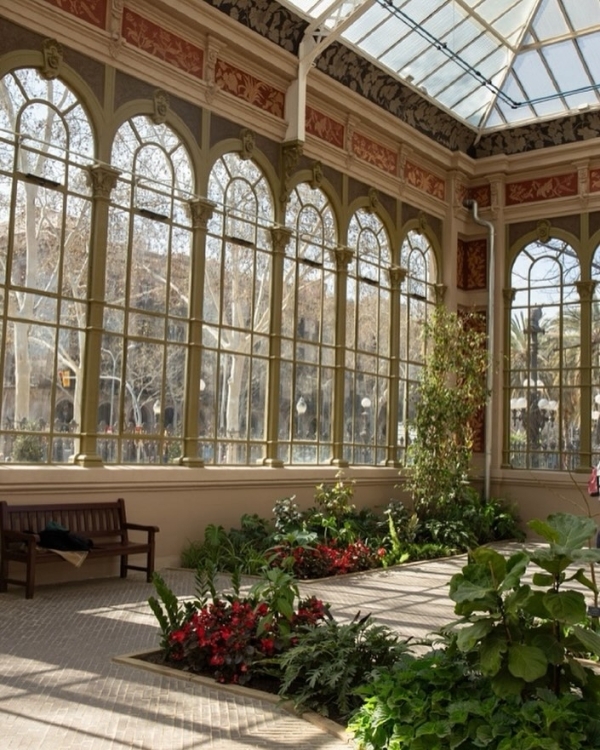 In Conversation: Hotel Borneta