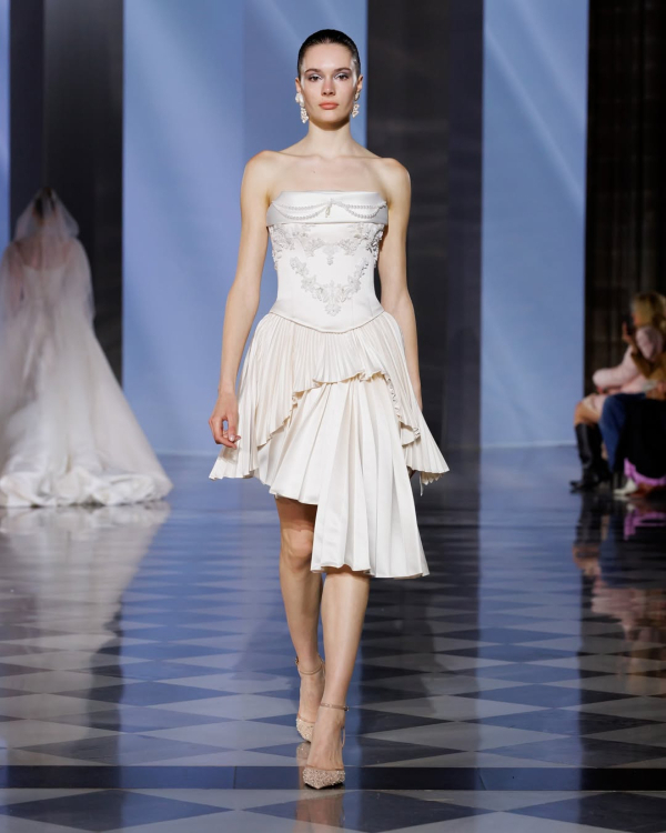 22 Chic Bridal Minis for a Second Look from the 2026 Collections