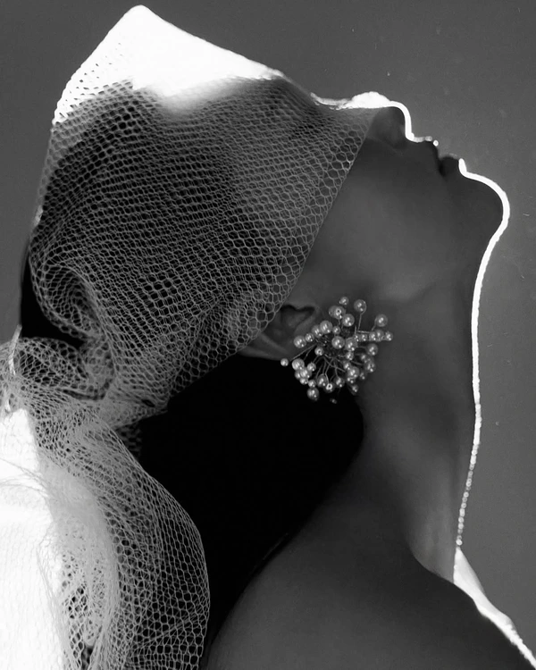 The Best Bridal Accessories for Every Wedding Dress Neckline — photo 1