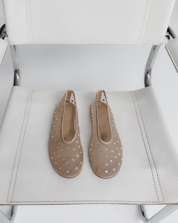 30 Bridal Flats That Prove You Don’t Need Heels to Make a Statement