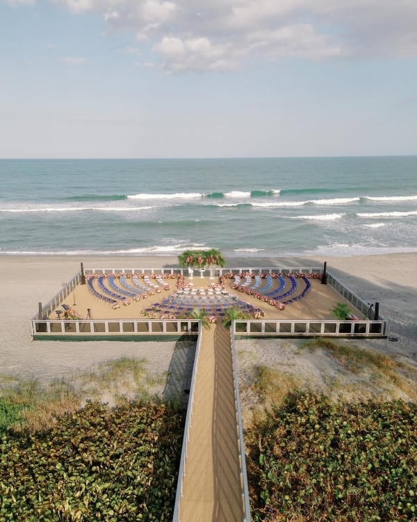 25 Best Wedding Planners in the US | Wedding Planning Companies |