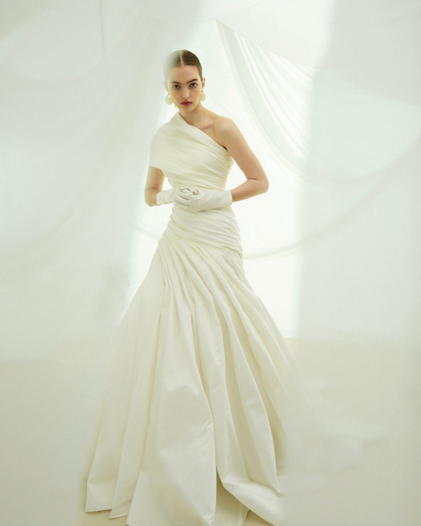 The Best Bridal Accessories for Every Wedding Dress Neckline