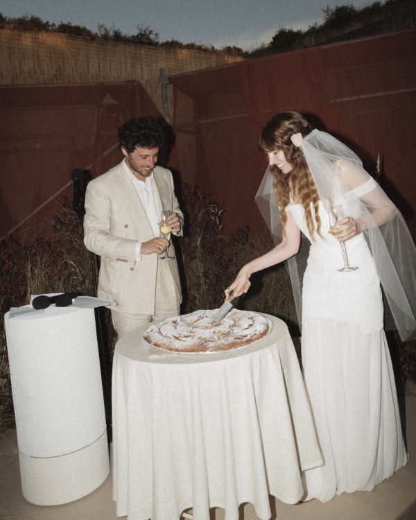 An Artistic Wedding Amongst a Breathtaking Quarry in Mallorca