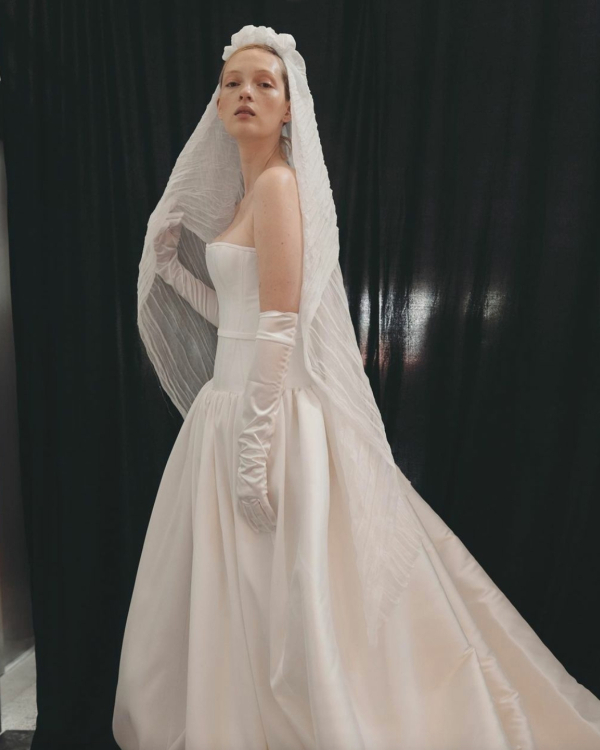 The Best Bridal Accessories for Every Wedding Dress Neckline