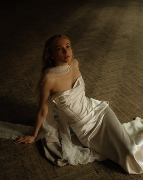 The Best Bridal Accessories for Every Wedding Dress Neckline