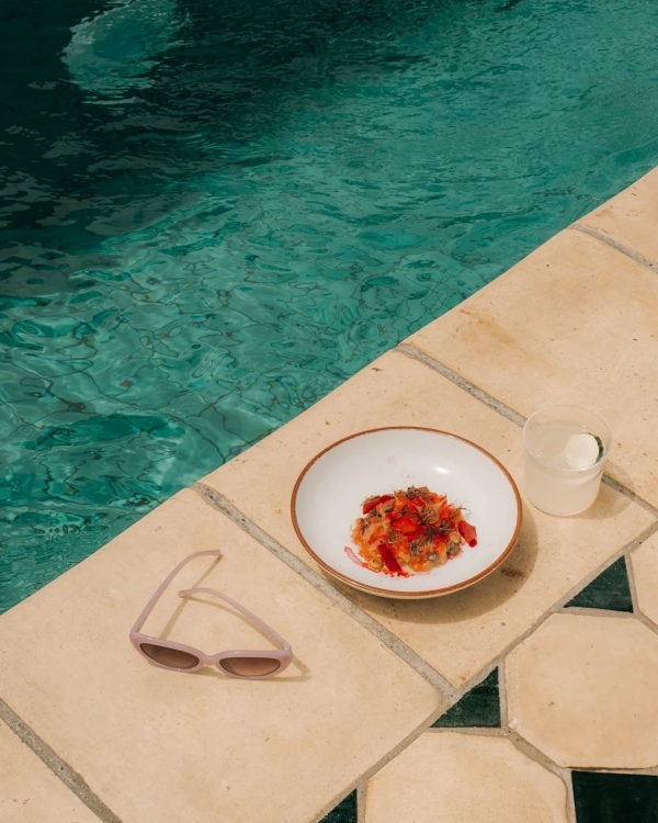 In Conversation: Hotel Borneta