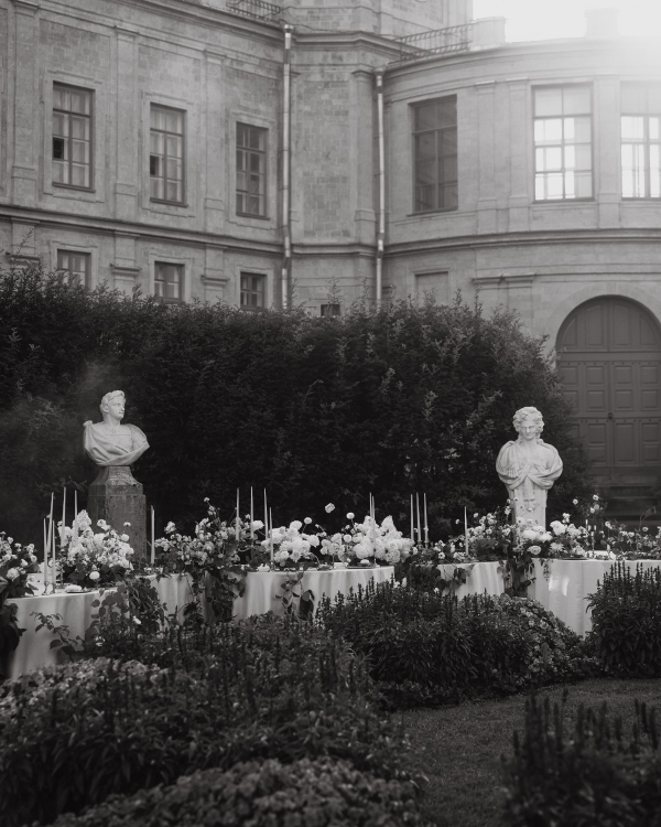 A Pride & Prejudice Inspired Wedding Set in a Romantic 18th-Century Palace Garden