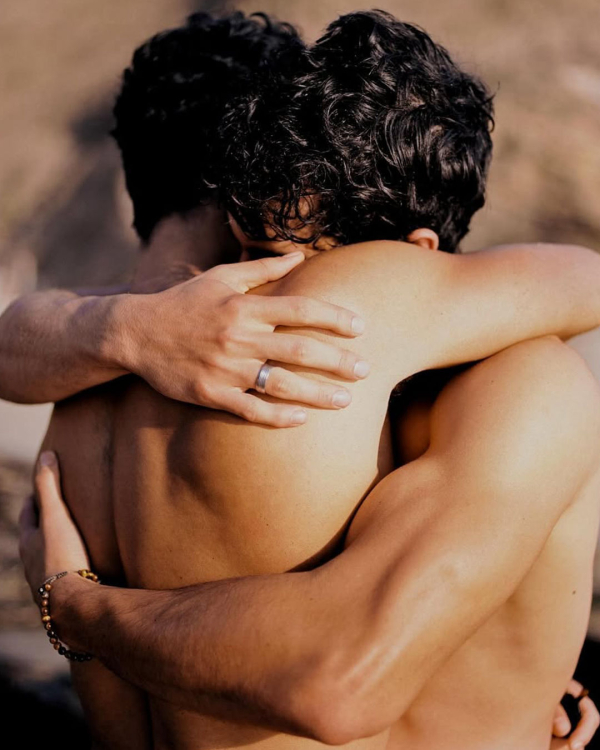 8 Perfectly Romantic Honeymoon Experiences for Newlyweds