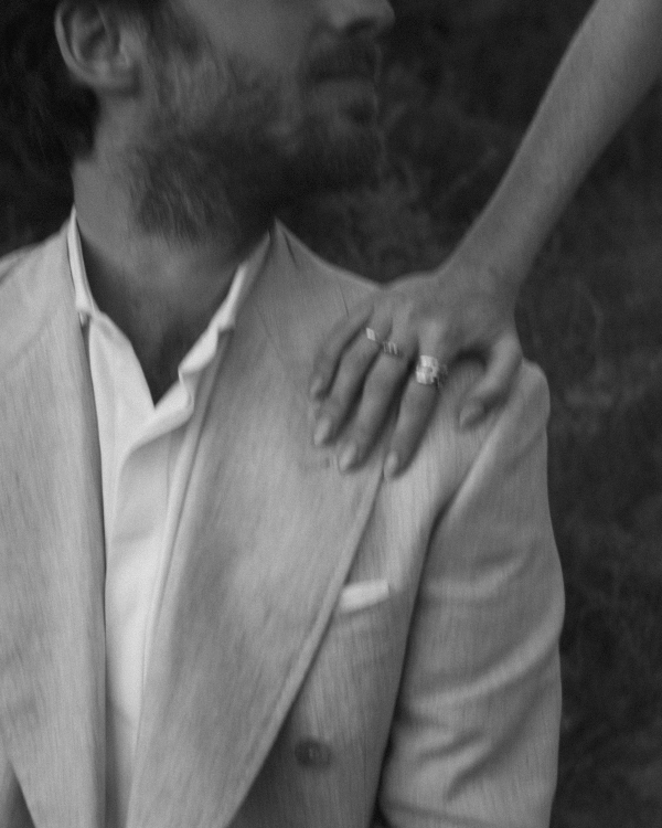 An Artistic Wedding Amongst a Breathtaking Quarry in Mallorca