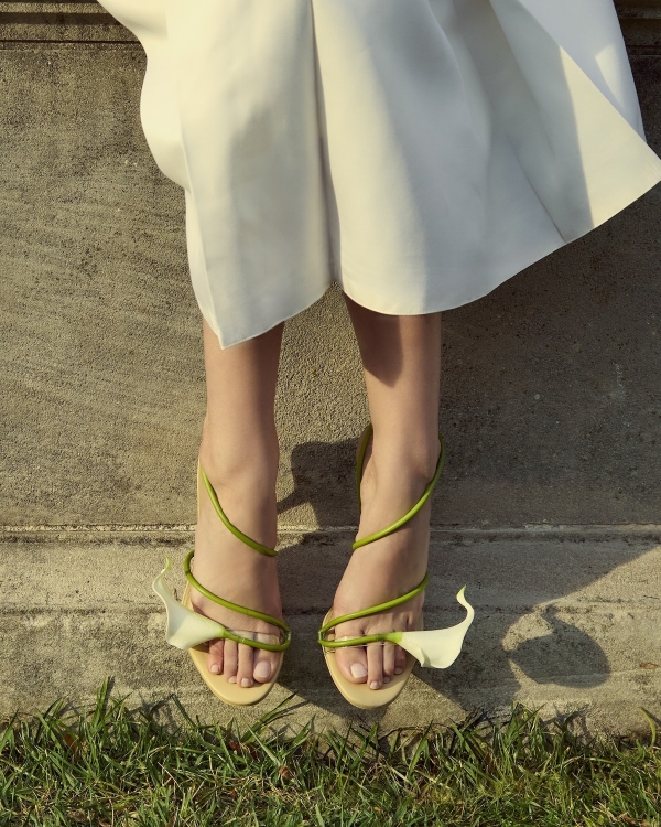 Bridal Pedicure Ideas Perfect for Open-Toe Wedding Shoes