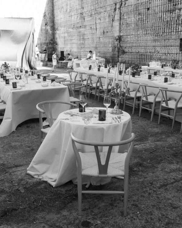 An Artistic Wedding Amongst a Breathtaking Quarry in Mallorca