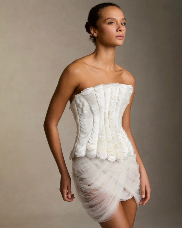 22 Chic Bridal Minis for a Second Look from the 2026 Collections