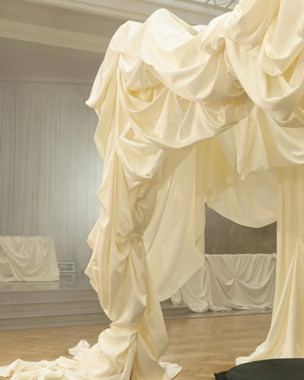 55 Creative Wedding Aisle & Altar Ideas for a Standout Ceremony