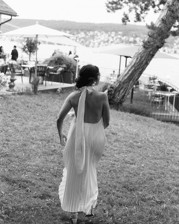 The Cool Bride’s Guide to Effortless Beauty