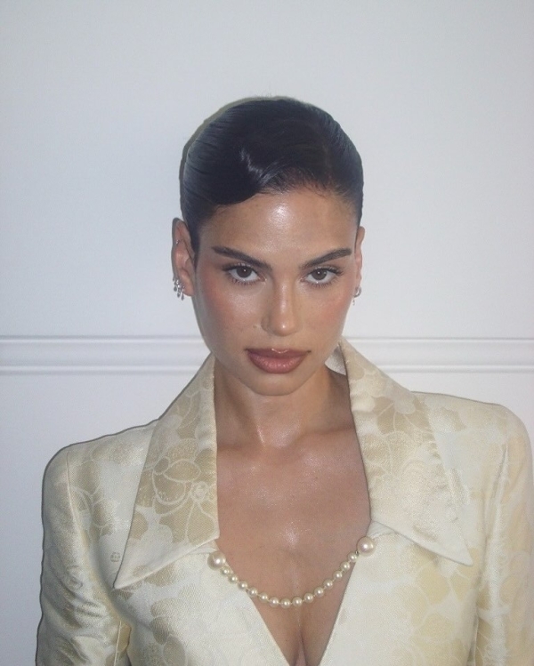 Premier League Soccer Player Dominic Calvert-Lewin & Model Sandra Jerze Are Married!