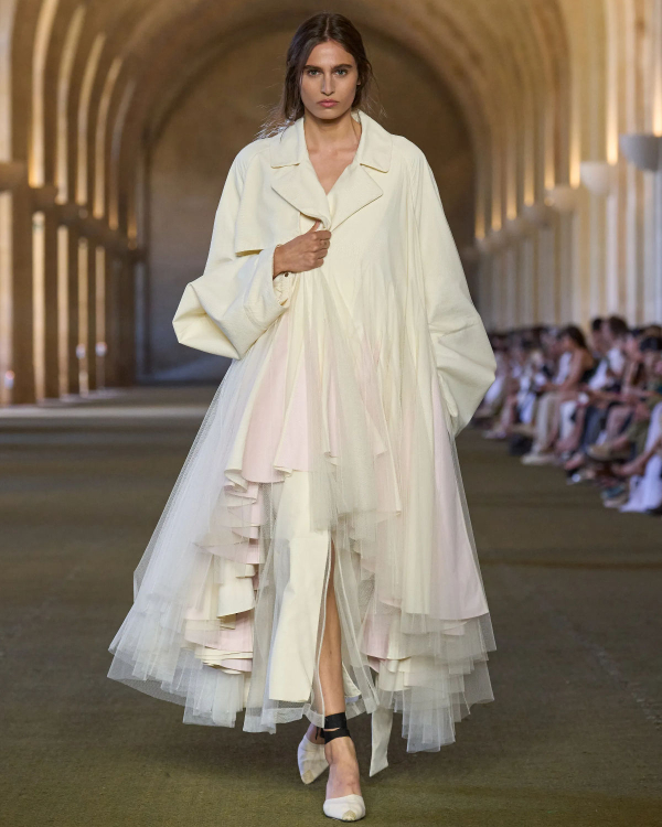 Jacquemus Unveils Spring-Summer 2026 Collection “Le Paysan” at Versailles