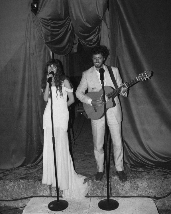 An Artistic Wedding Amongst a Breathtaking Quarry in Mallorca