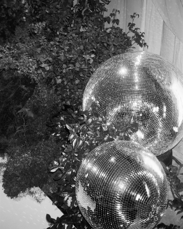 A Glamorous Jewel-Toned Wedding in the Australian Countryside