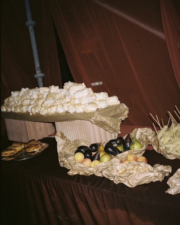 An Artistic Wedding Amongst a Breathtaking Quarry in Mallorca