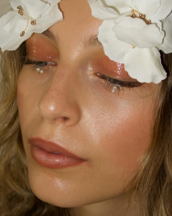 The Cool Bride’s Guide to Effortless Beauty