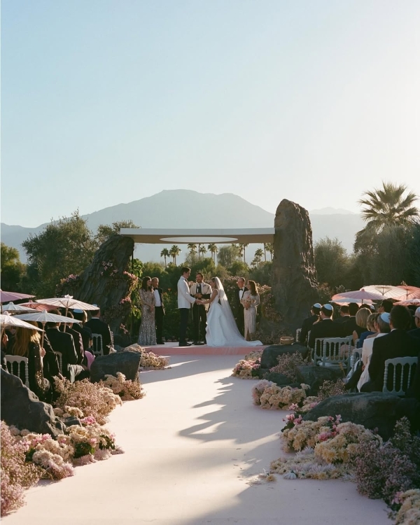 40 Best Wedding Photographers in USA | American Modern, Cinematic Photography | TOP Luxury Bridal Photographers